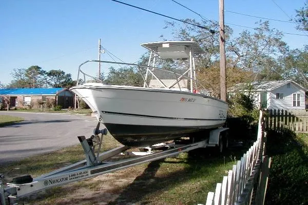 Slide: The Image of Robalo 2320 cc 1987 - 7