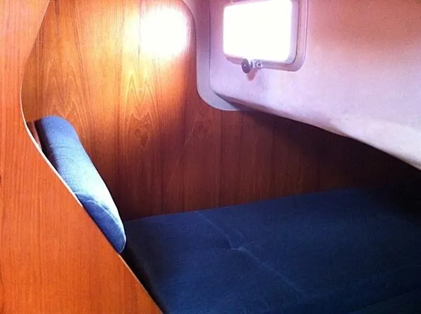 Slide: The Image of Beneteau First 375 1985 - 1