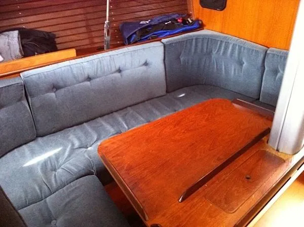 Slide: The Image of Beneteau First 375 1985 - 10