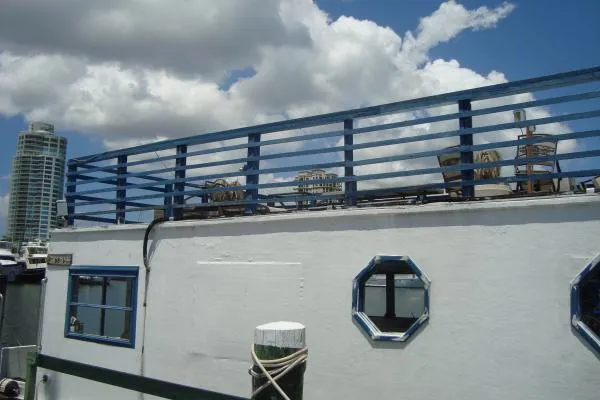 Slide: The Image of Houseboat Pleasure 1971 - 3