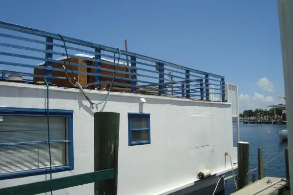 Slide: The Image of Houseboat Pleasure 1971 - 4