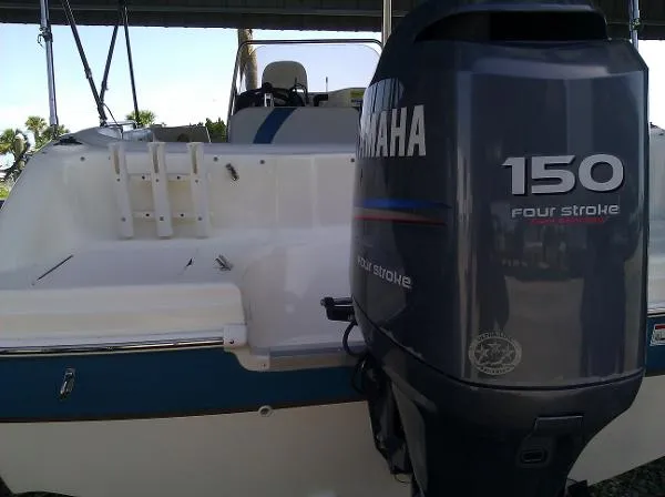 Slide: The Image of Hurricane FunDeck GS 211 - CC 2006 - 3