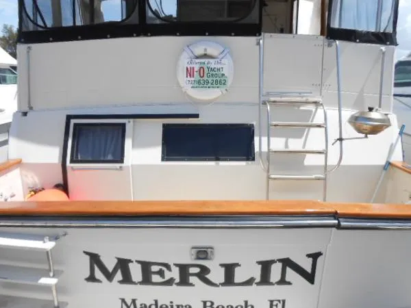 Slide: The Image of Californian Cockpit Motor Yacht 1986 - 4