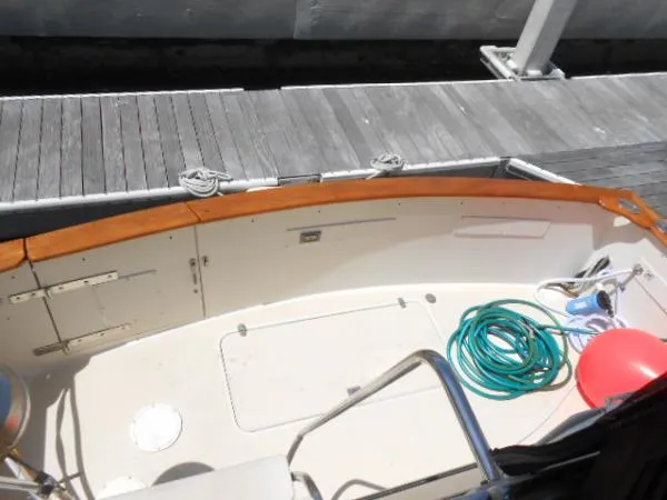 Slide: The Image of Californian Cockpit Motor Yacht 1986 - 7