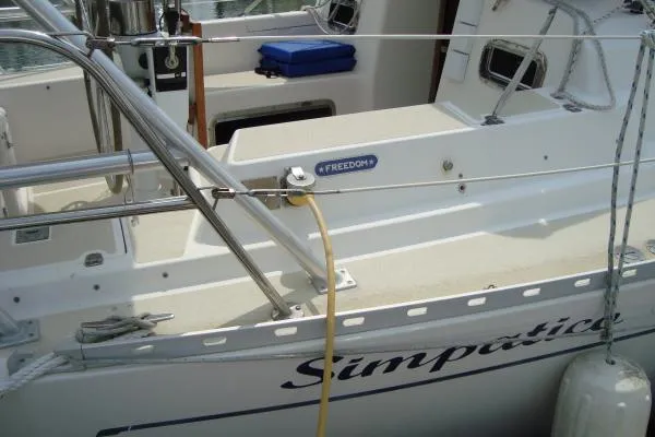 Slide: The Image of Freedom Sloop 1994 - 3