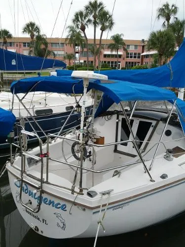 Slide: The Image of Catalina Tall Rig  Wing Keel 1988 - 3