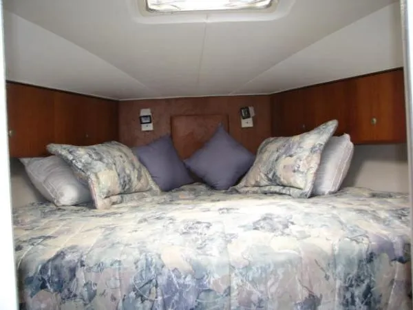 Slide: The Image of Silverton 34 Aft Cabin Motor Yacht 1996 - 1