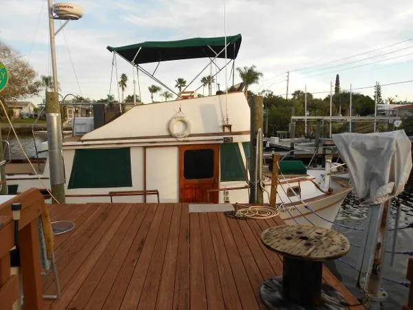 Slide: The Image of Marine Trader Trawler 1976 - 3