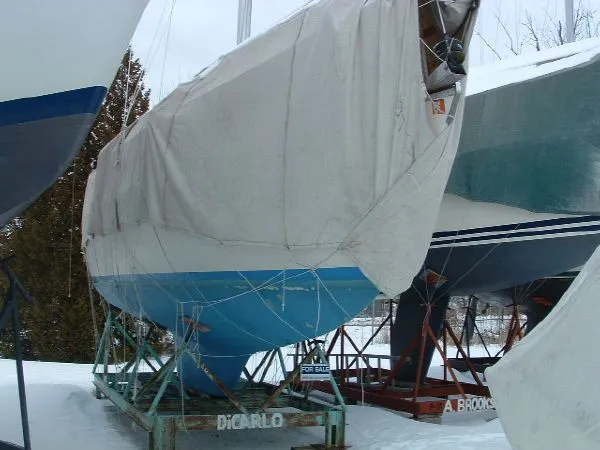Slide: The Image of Endeavour 32' Sloop 1977 - 0