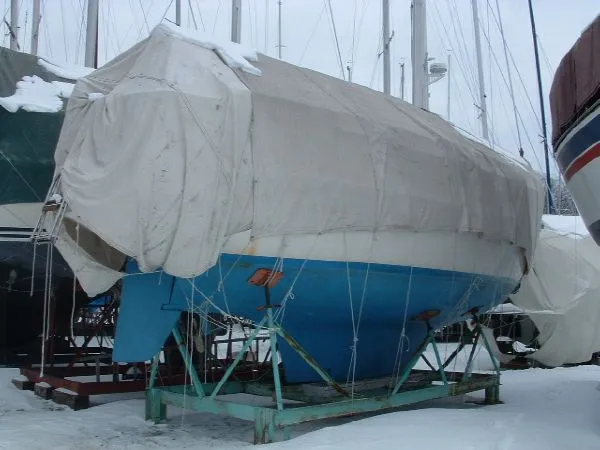 Slide: The Image of Endeavour 32' Sloop 1977 - 3