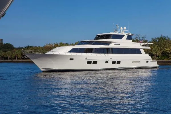 Slide: The Image of Westship COCKPIT MOTOR YACHT 1992 - 3