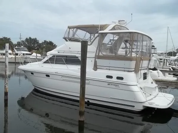 Slide: The Image of Cruiser's Inc. Motor Yacht Aft Cabin 1997 - 0