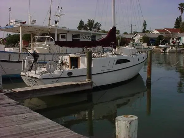Slide: The Image of Islander Sloop 1966 - 0