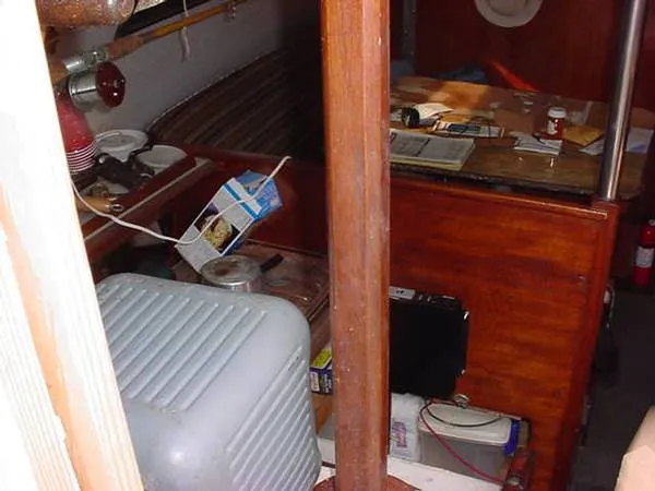 Slide: The Image of Islander Sloop 1966 - 5