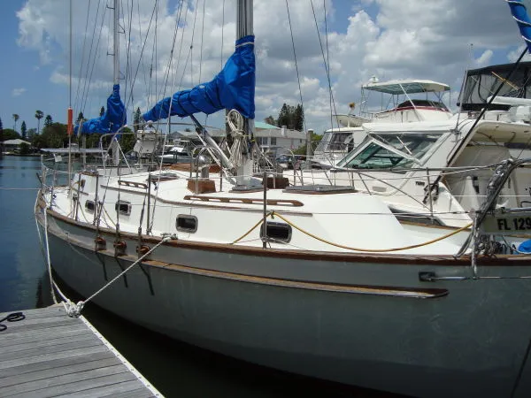 Slide: The Image of Irwin Sailboat 1977 - 0
