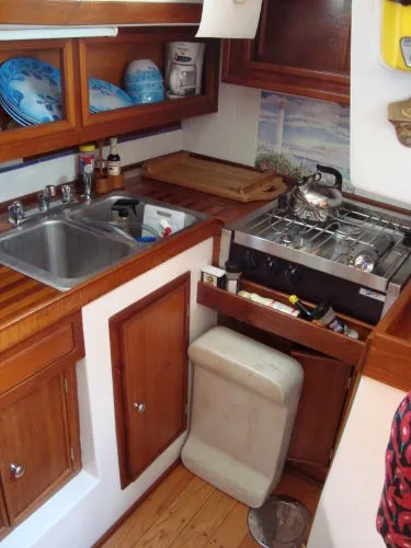 Slide: The Image of Irwin Sailboat 1977 - 4