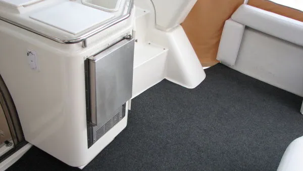 Slide: The Image of Silverton 442 Cockpit motoryacht 1996 - 7
