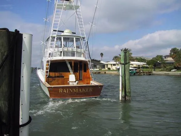 Slide: The Image of Ocean Yachts sportfish 1986 - 1