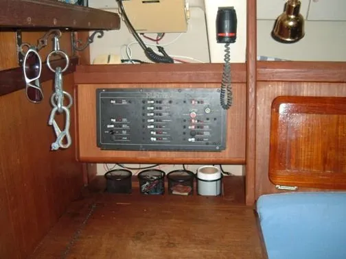 Slide: The Image of Hunter Sloop 1992 - 11