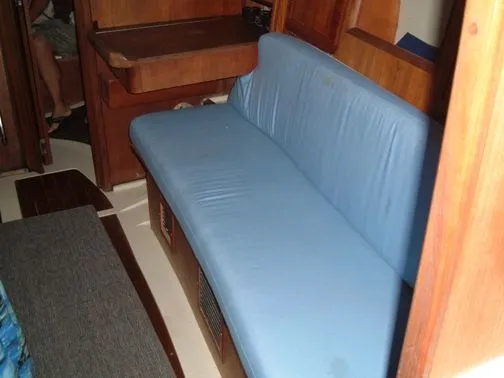 Slide: The Image of Hunter Sloop 1992 - 5