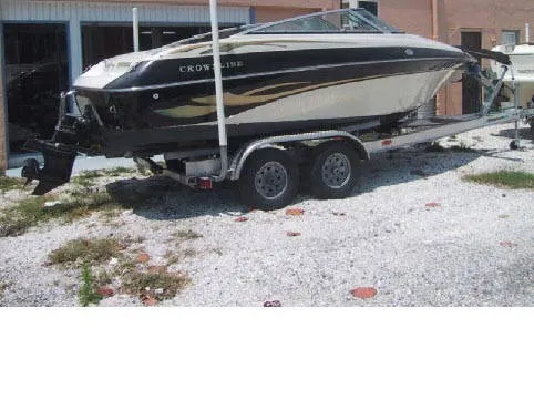 Slide: The Image of Crownline Boats Bowrider 1998 - 0