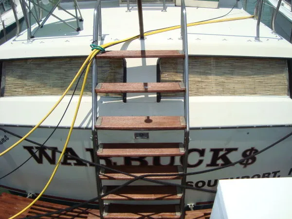 Slide: The Image of Chris-Craft Catalina 1972 - 3