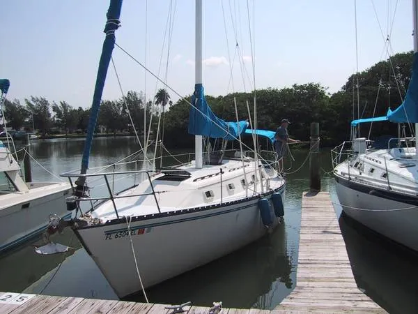 Slide: The Image of Hunter Sloop 1980 - 0