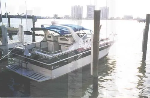 Slide: The Image of Wellcraft ST. TROPEZ 1987 - 0