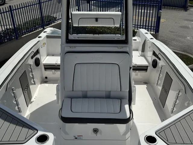 Slide: The Image of Yamaha 222 FSH Sport E 2026 - 17