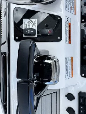 Slide: The Image of Yamaha 222 FSH Sport E 2026 - 23
