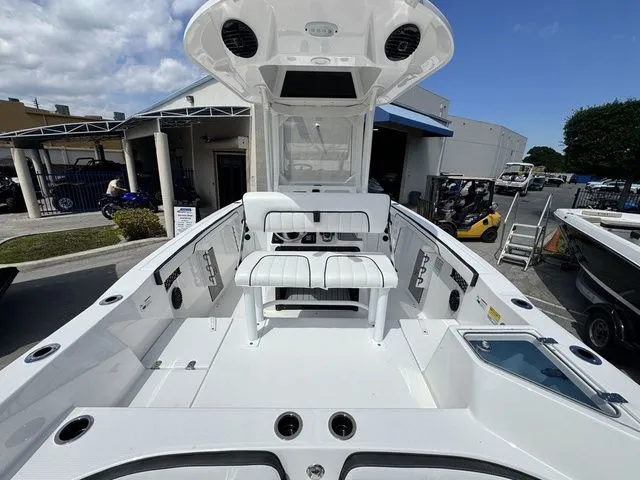 Slide: The Image of Yamaha 222 FSH Sport E 2026 - 5