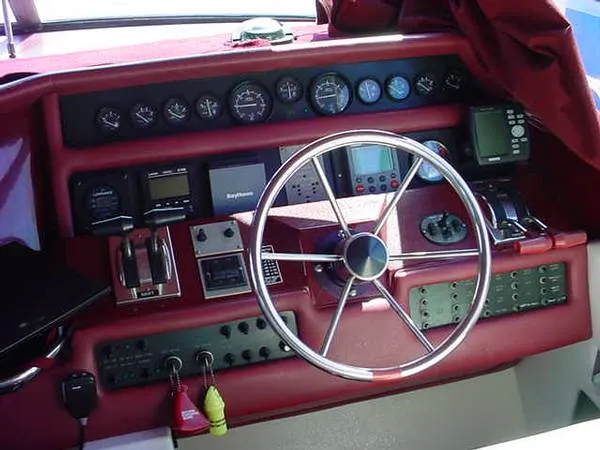 Slide: The Image of Sea Ray 350/370 SUNDANCER 1990 - 8