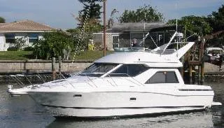 Slide: The Image of Bayliner AVANTI 3488 1997 - 0