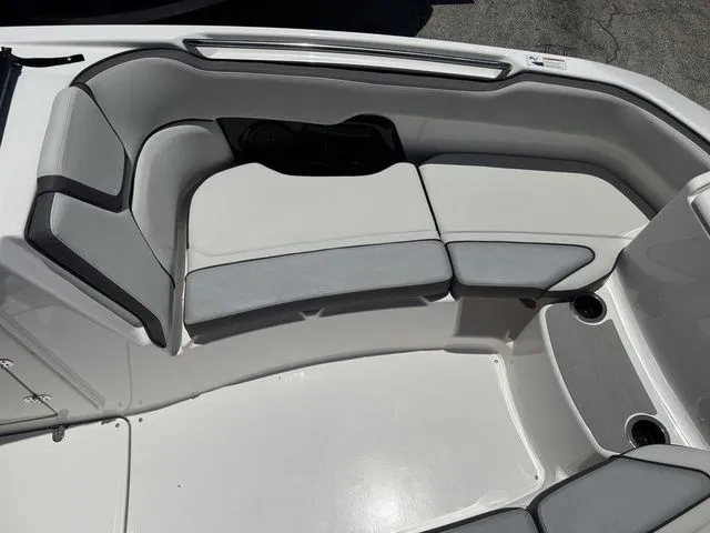 Slide: The Image of Yamaha AR250 2025 - 10