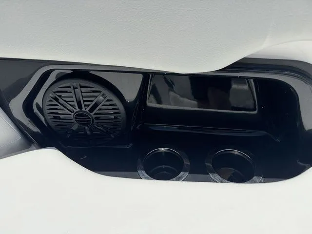 Slide: The Image of Yamaha AR250 2025 - 11