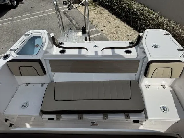 Slide: The Image of Yamaha 252 FSH Sport 2025 - 24