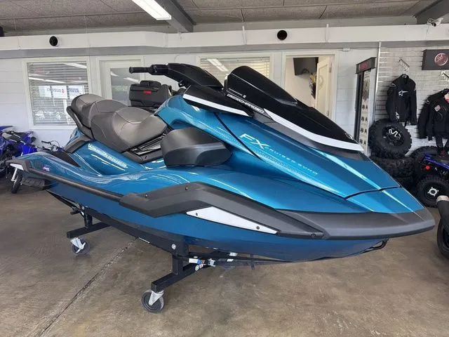 Slide: The Image of Yamaha FX Cruiser SVHO 2026 - 22