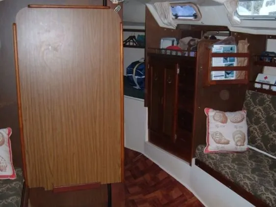 Slide: The Image of Catalina Sloop 1978 - 3
