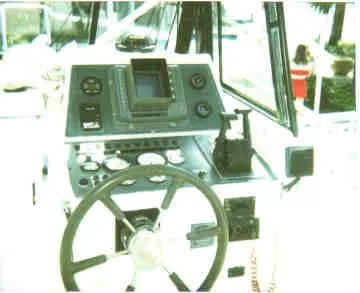 Slide: The Image of Boston Whaler Walkaround Cuddy 1990 - 3