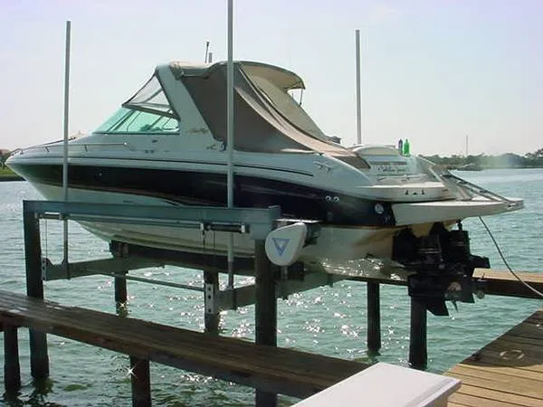 Slide: The Image of Sea Ray 280 BOW RIDER 2000 - 0