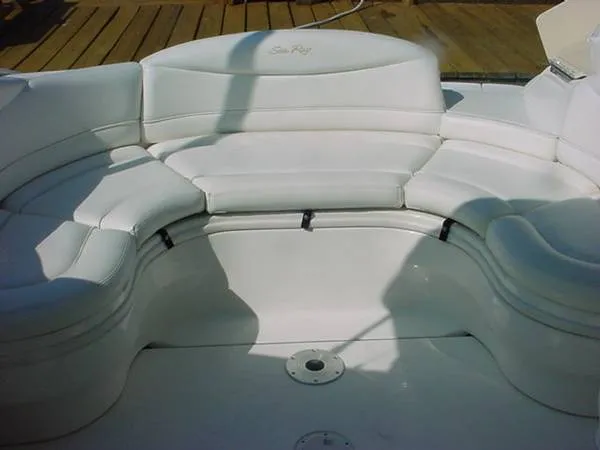 Slide: The Image of Sea Ray 280 BOW RIDER 2000 - 4