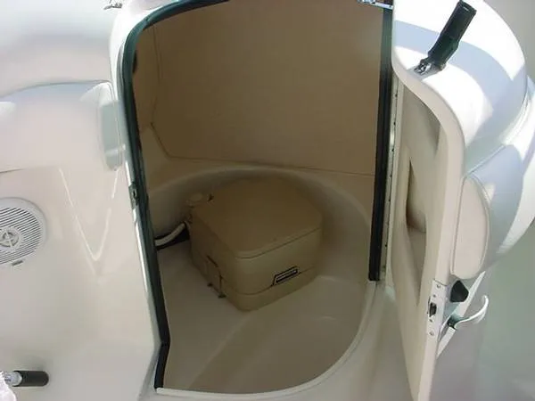 Slide: The Image of Sea Ray 280 BOW RIDER 2000 - 7