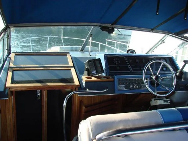 Slide: The Image of Sea Ray 268 Sundancer 1987 - 4