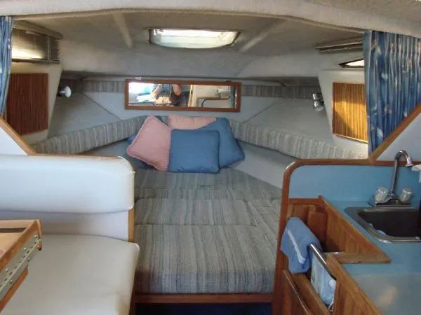 Slide: The Image of Sea Ray 268 Sundancer 1987 - 8