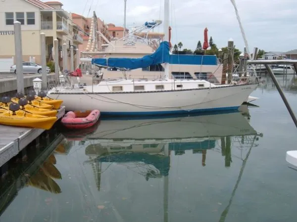 Slide: The Image of Hunter Sloop 1980 - 0