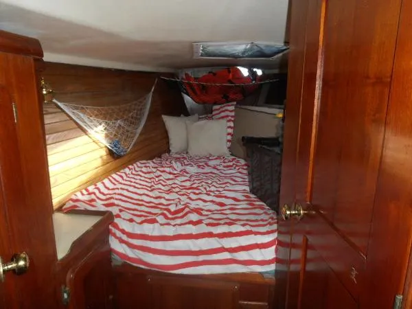Slide: The Image of Morgan CC Sloop 1985 - 10