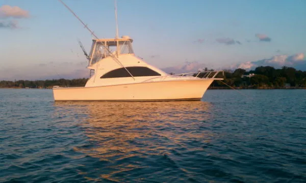 Slide: The Image of Ocean Yachts Super Sport 2000 - 0