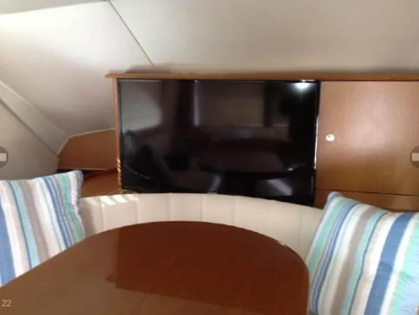 Slide: The Image of Ocean Yachts Super Sport 2000 - 10