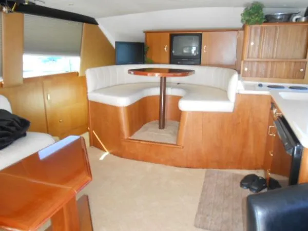 Slide: The Image of Ocean Yachts Super Sport 2000 - 6