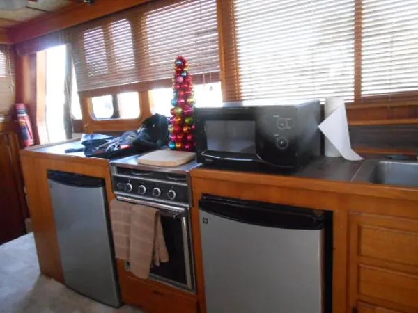 Slide: The Image of Californian trawler (LRC) 1981 - 9